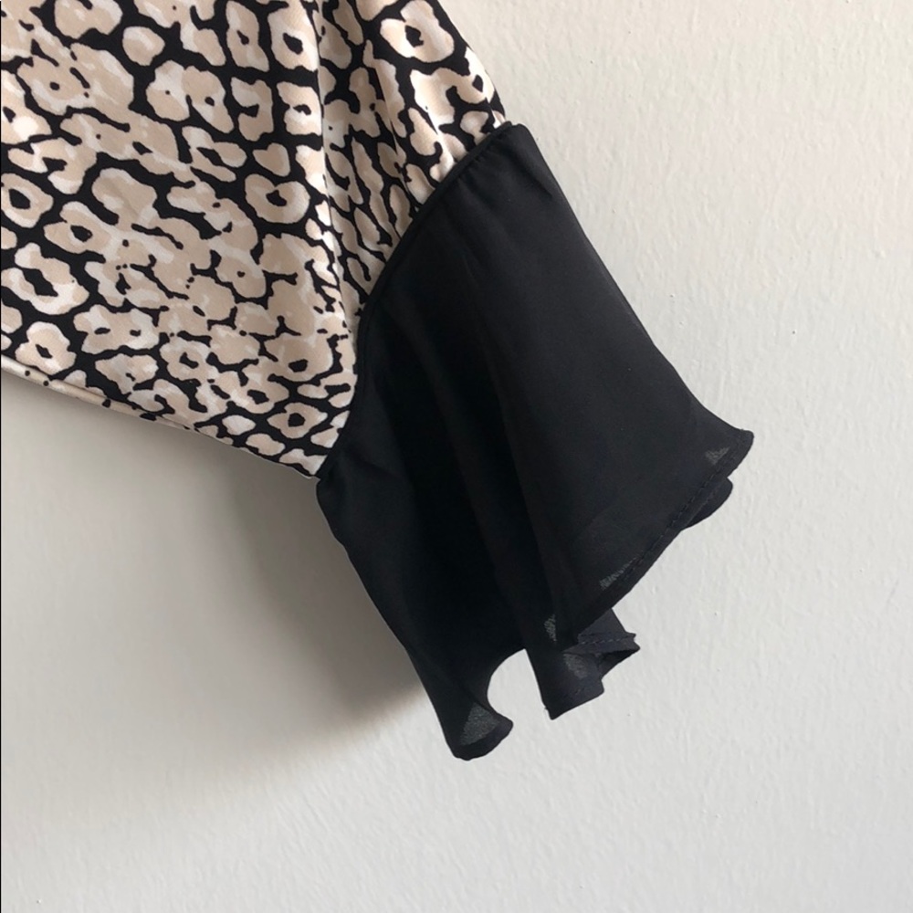 Patterned top - Picture 4 of 4